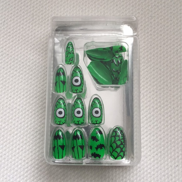 Limited Edition Hocus Pocus Stiletto Nails - Picture 2 of 5